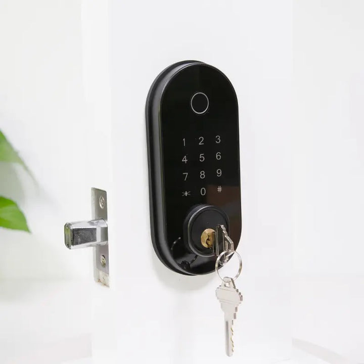 Cerradura inteligente Bluetooth smartlock huella clave tarjeta seguro puerta colombia medellin bogota