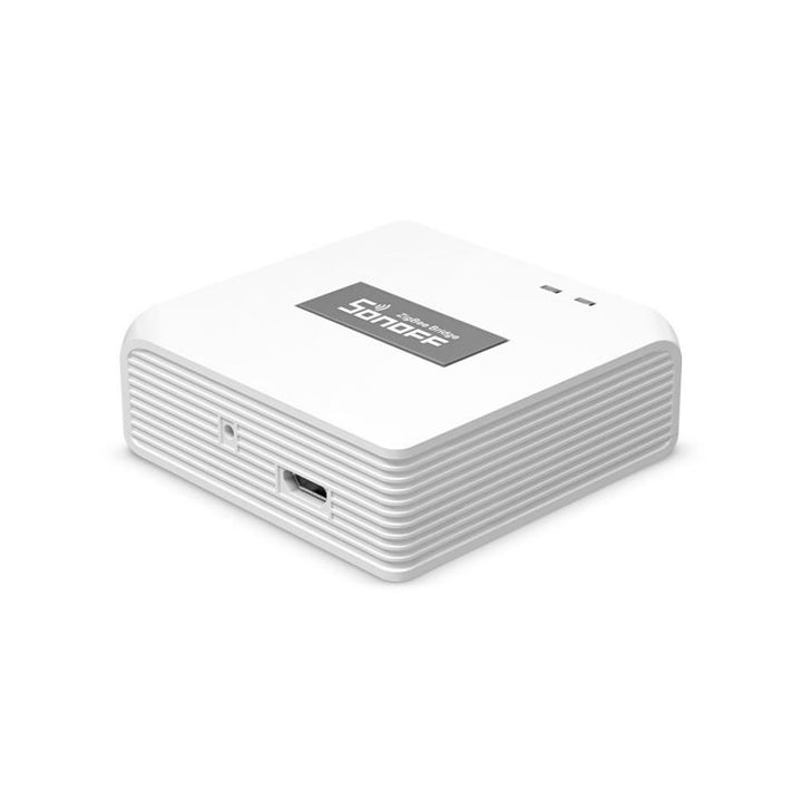SONOFF ZigBee Bridge compatible con la app eWeLink para control remoto.